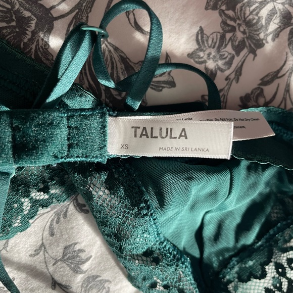 Aritzia x Talula bralette - Picture 3 of 3